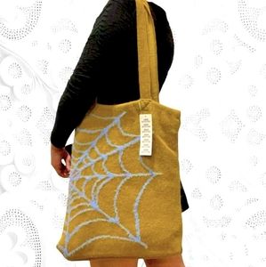URBAN OUTFITTERS Spider Web Knit Tote Bag ~ NWT